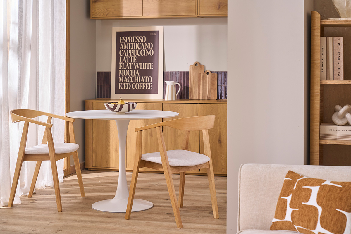 Chaises scandinaves bois clair et tissu effet velours textur� beige (lot de 2) BAHIA