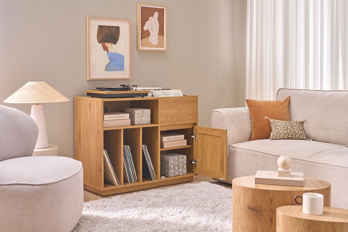 Meuble vinyle finition bois clair ch�ne et cannage rotin L95 cm ALICANTE