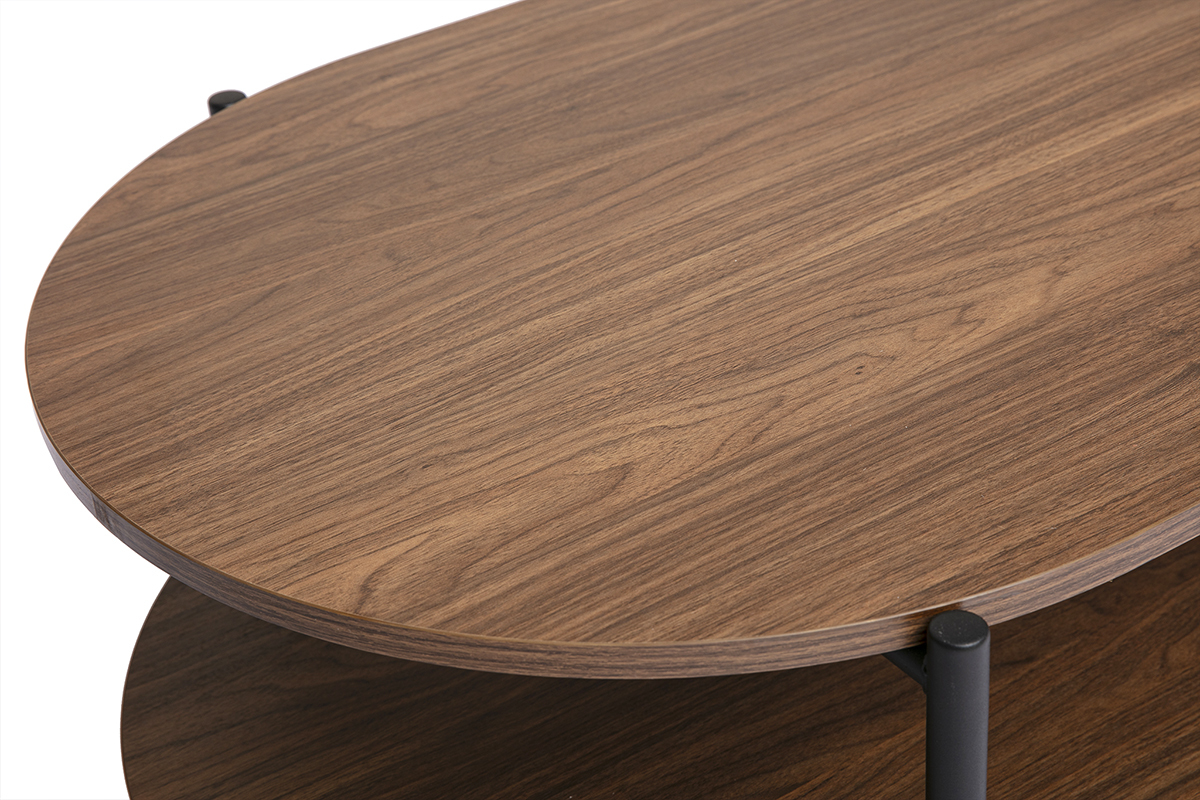 Table basse ovale en bois finition noyer avec structure en m�tal noir, vue rapproch�e.